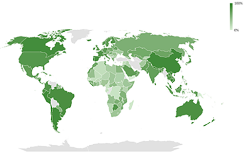 Картографическая карта мира, показывающая охват вакцинацией против COVID-19 до марта 2023 года в 178 странах.